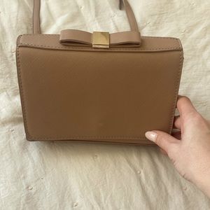 Miztique crossbody bag